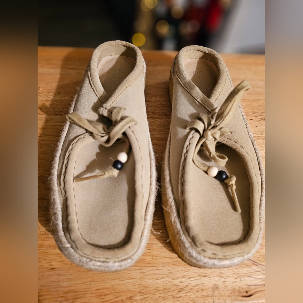 Clarks leather shoes/sandals